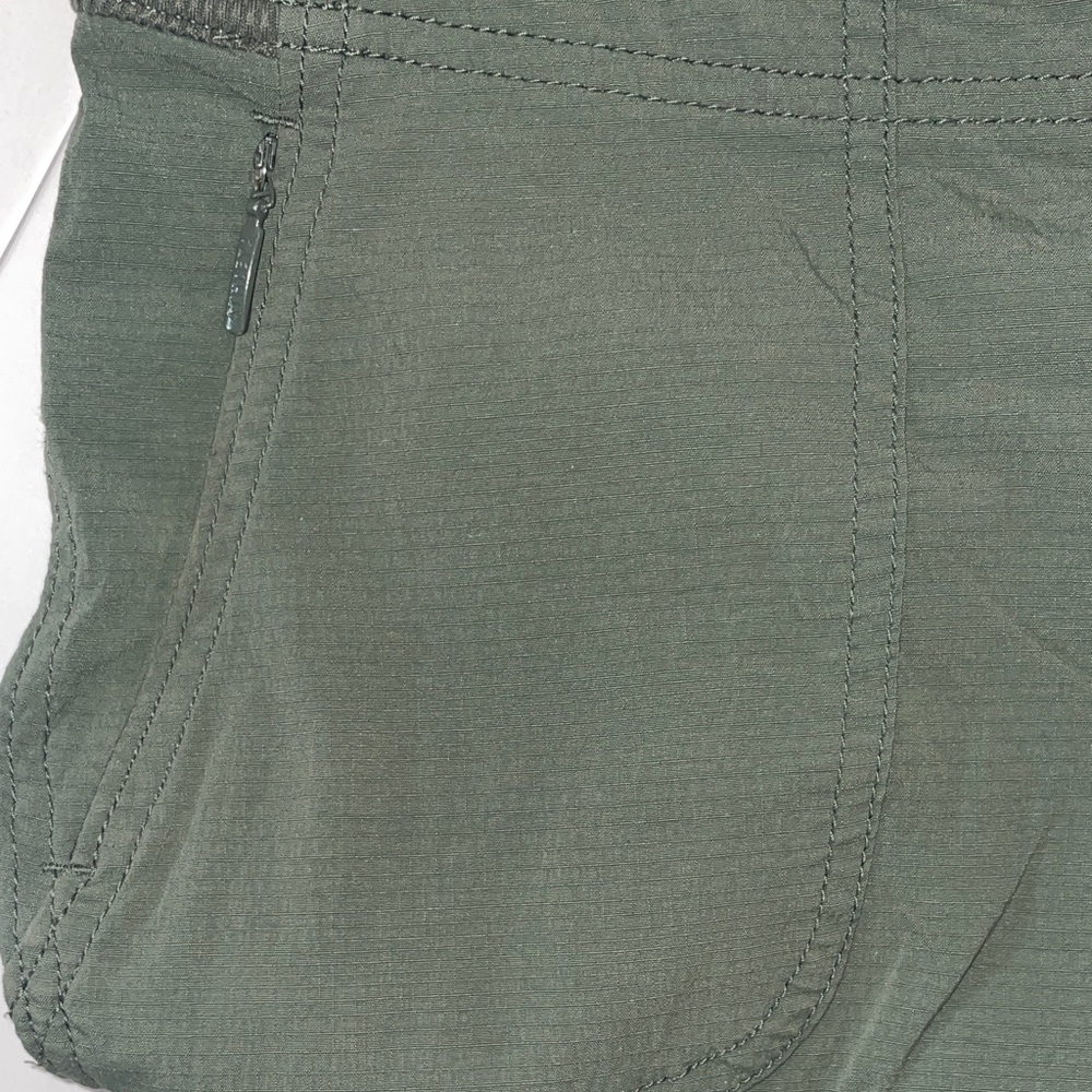 Athleta Women's Green Crop Pant | 2 - Picture 10 of 15